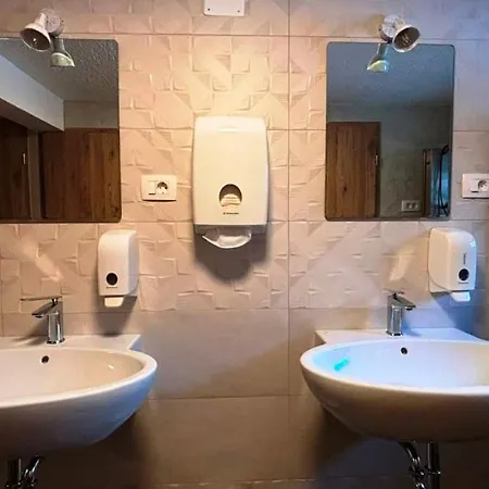 Pensión Planinski Dom - Mihov Dom Na Vrsicu