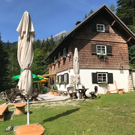 Pensión Planinski Dom - Mihov Dom Na Vrsicu