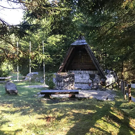 Planinski Dom - Mihov Dom Na Vrsicu Gasthuis Kranjska Gora