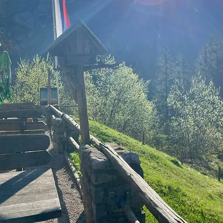 Gasthuis Planinski Dom - Mihov Dom Na Vrsicu