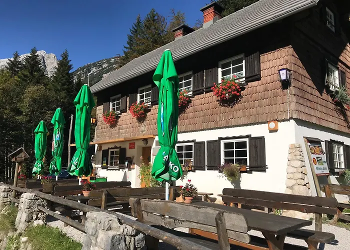 Planinski Dom - Mihov Dom Na Vrsicu Konukevi *