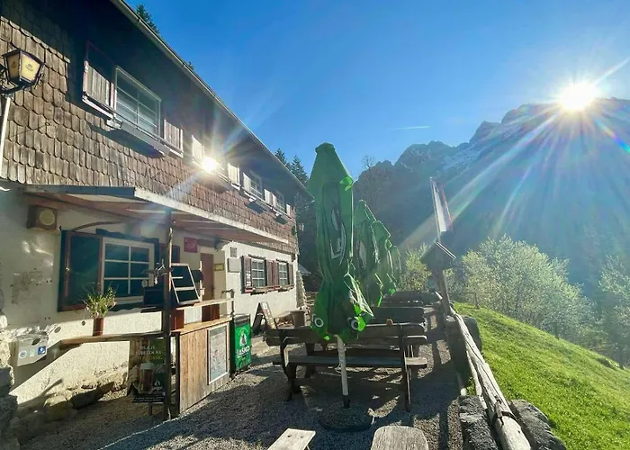 Planinski Dom - Mihov Dom Na Vrsicu Konukevi Kranjska Gora