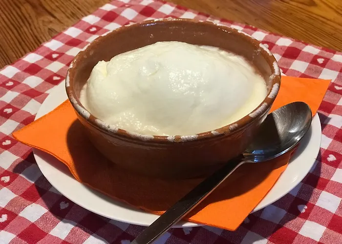 Planinski Dom - Mihov Dom Na Vrsicu Konukevi Kranjska Gora